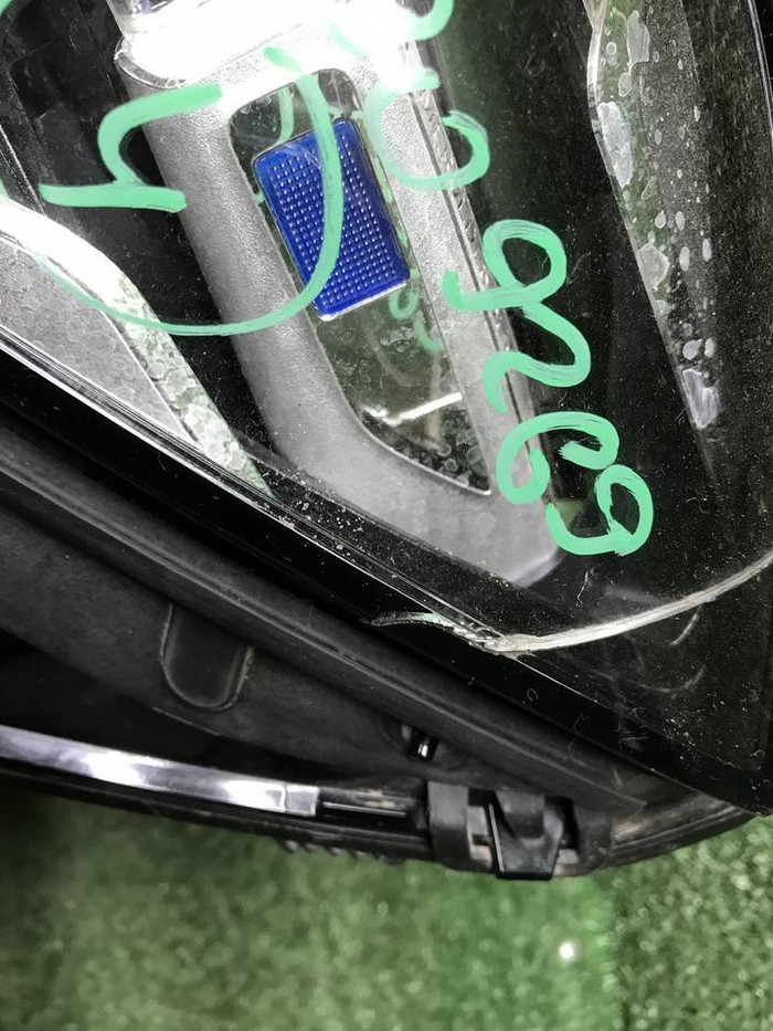 Фара левая Mercedes S W223 (20-нв) Digital Light