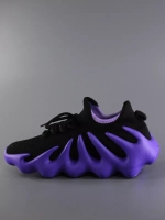 Кроссовки Изики - Yeezy boost- черно-фиолетовый
