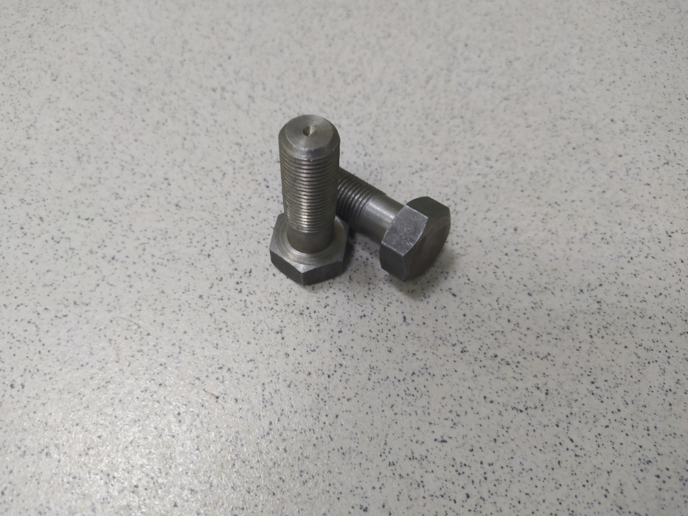 Болт маховика 7511.1005127