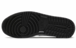 Кроссовки Jordan Air Jordan 1 Mid Se "Lightbulb" (Женская размерная сетка)