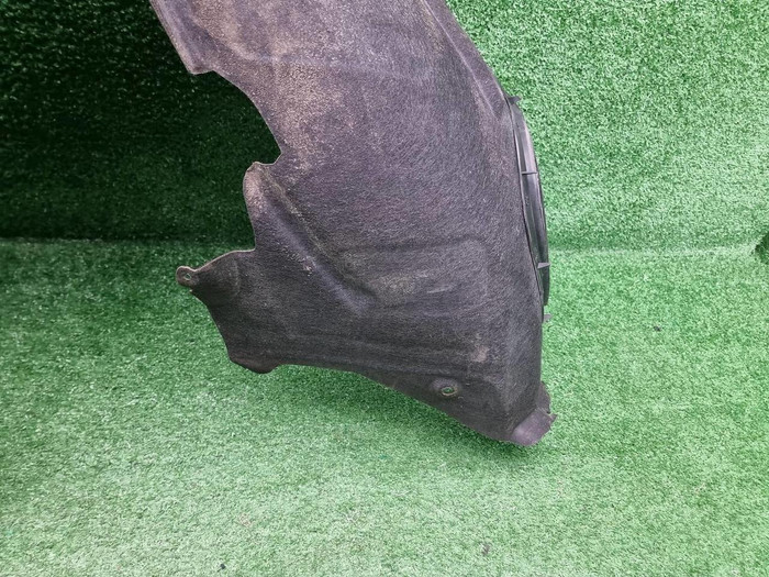 Подкрылок передний левый Porsche Cayenne 958 10-14