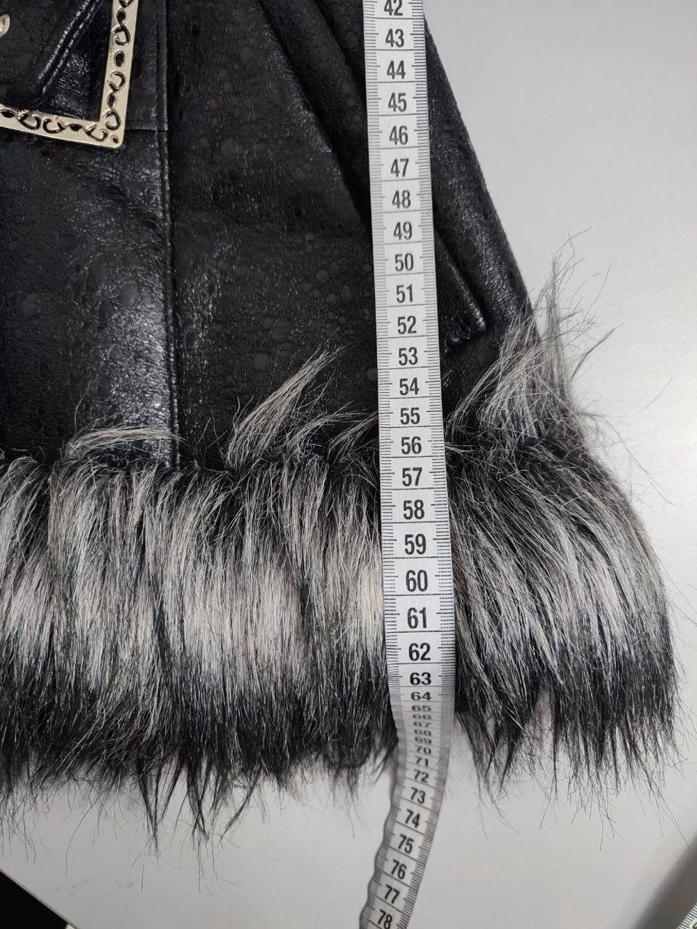 Дубленка демисезонная 46 размер