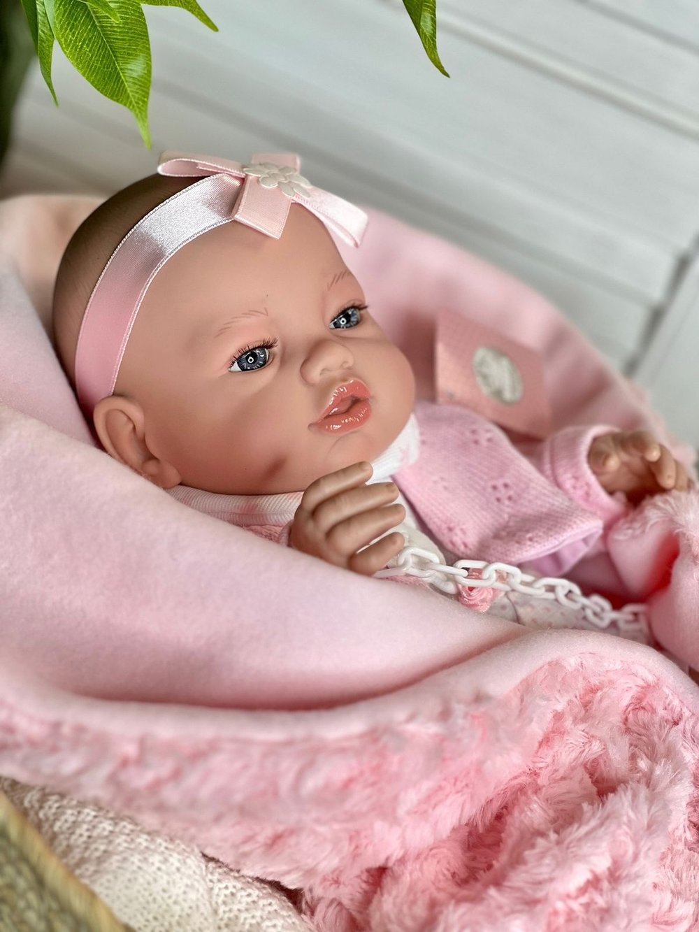 Кукла Berbesa 42см RECIEN NACIDO с пледом в пакете (5113K)