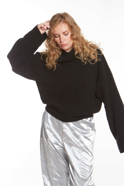 ВОДОЛАЗКА ИЗ БУКЛЕ-ШЕРСТИ