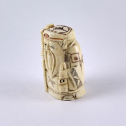 Нэцкэ Дзюродзин с посохом и кисетом