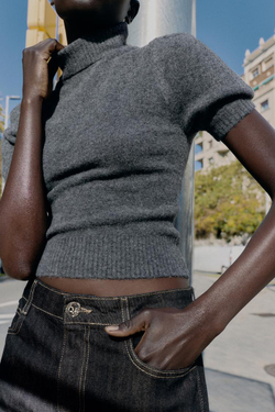 ZARA ДЖЕМПЕР С КОРОТКИМИ ОБЪЕМНЫМИ РУКАВАМИ, СЕРЫЙ