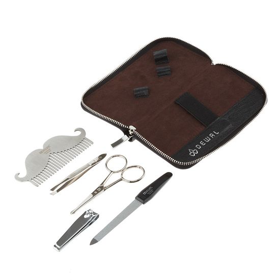 Мужской набор DEWAL для бороды, усов и ногтей серии "FOR MEN", 5пр. Инструменты: ножницы для бороды и усов, книпсер, расческа для бороды и усов, пилка металлическая 12,5 см, пинцет скошенный. Футляр: натуральная кожа, цвет черный