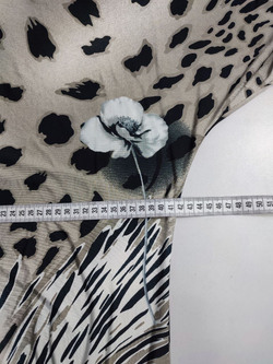 Платье серое красивое 46 размер, новое