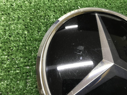 Эмблема решетки радиатора Mercedes C w205 (14-18)