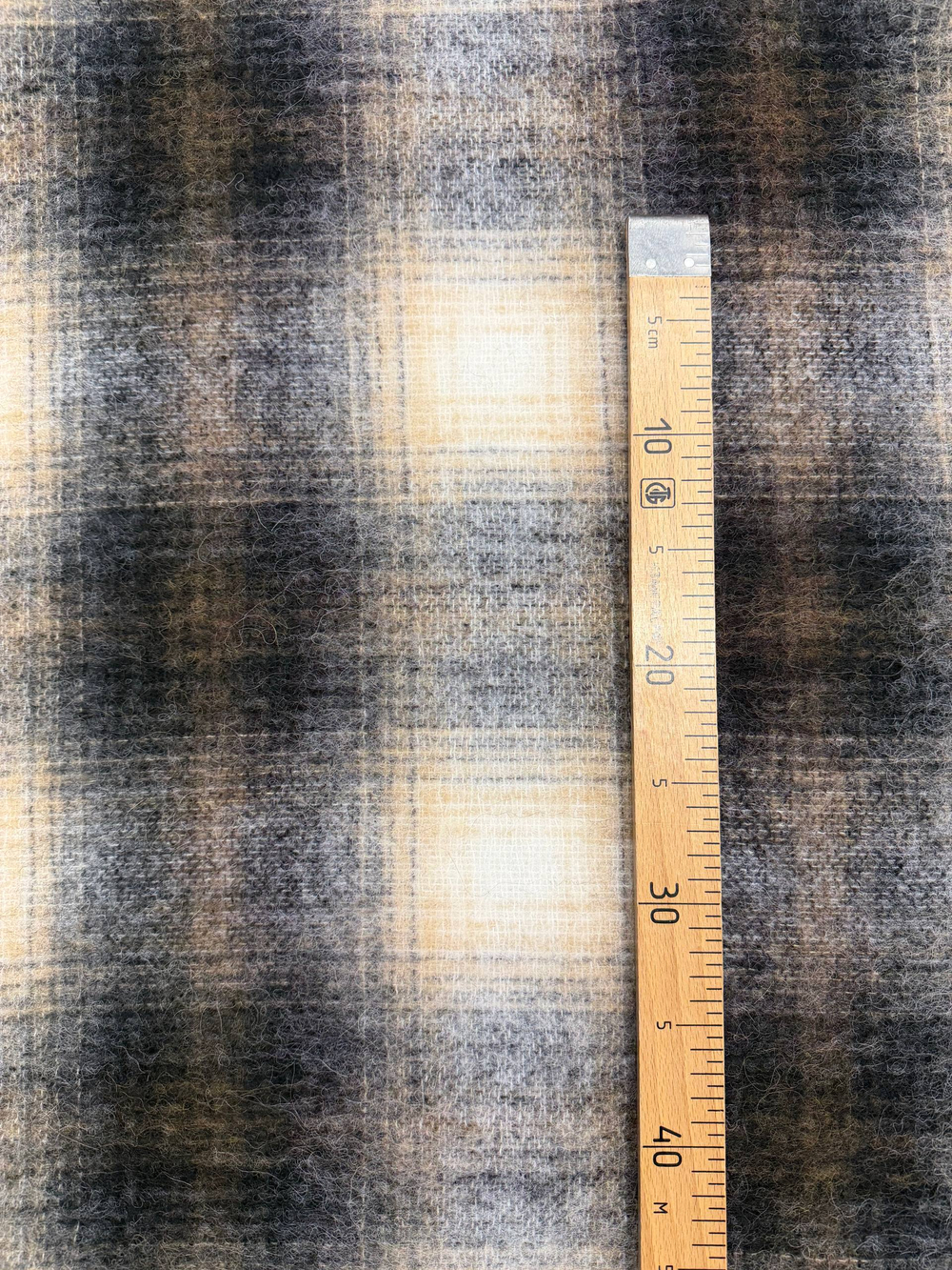 Купон альпака с мохером, шерстью и п/а в песочно-коричневую клетку