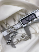 Брошь серебристая "Ножницы" со стразами и жемчугом