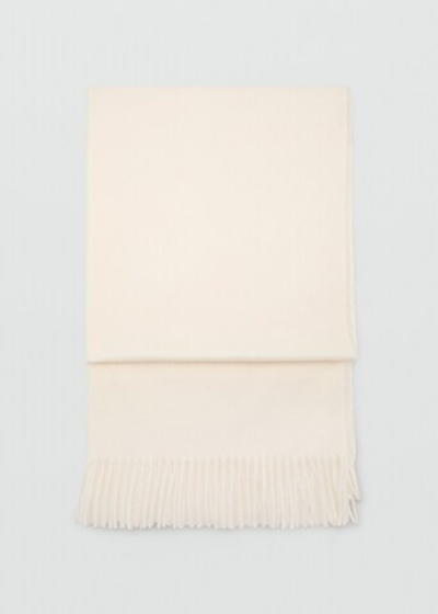 Шарф с бахромой