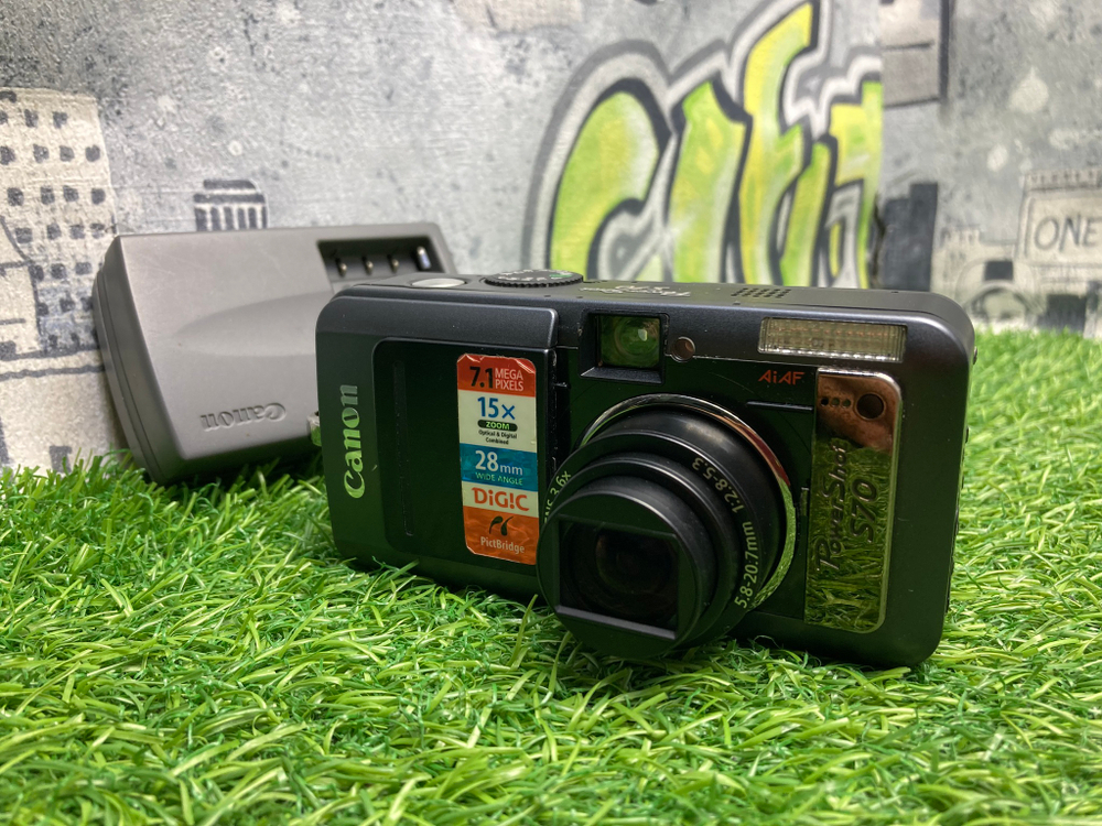 Canon PowerShot S70