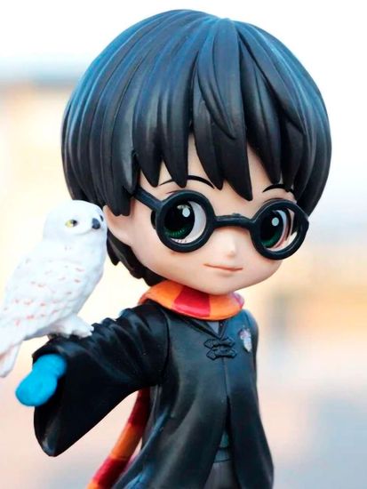 Фигурка Q Posket Гарри Поттер Гарри Поттер и Хедвиг 14см BP35894P