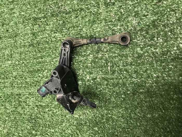 Датчик Land-Rover Discovery Sport (2019-н.в.)