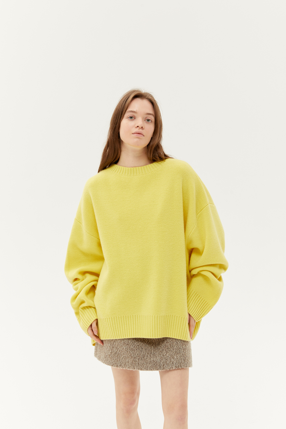 Объемный свитер из шерсти и кашемира с круглым вырезом, желтый