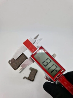 Тормозные колодки для велосипеда и самоката