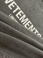 Футболка Vetements