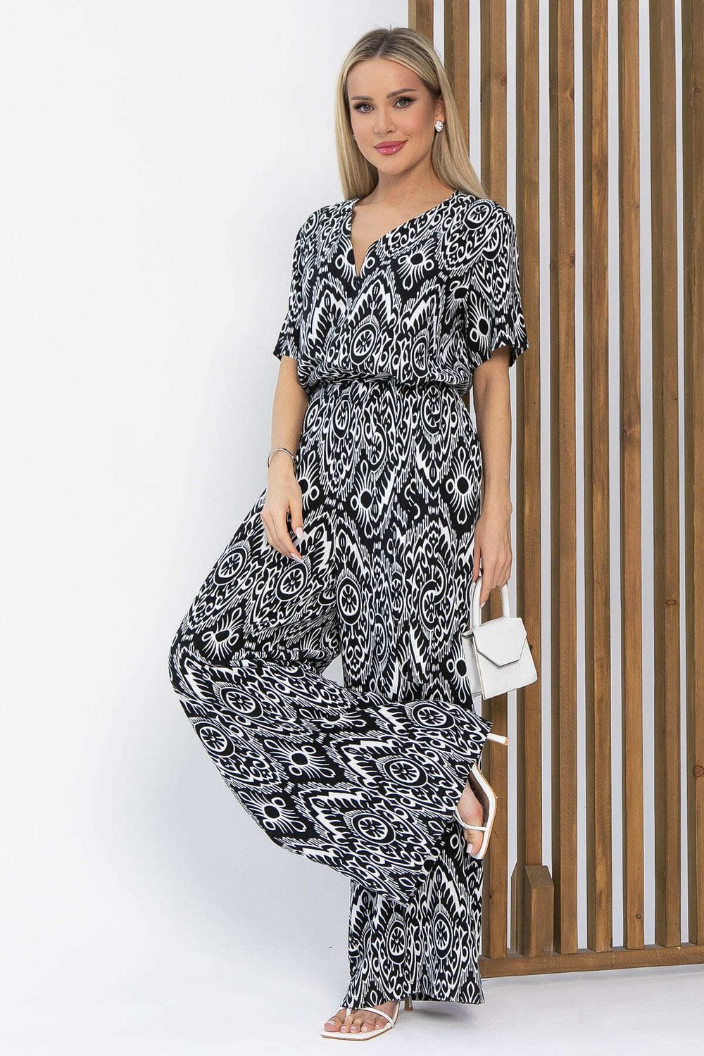 Комбинезон Сайрес (черно-белый) К13615-7М LT Collection