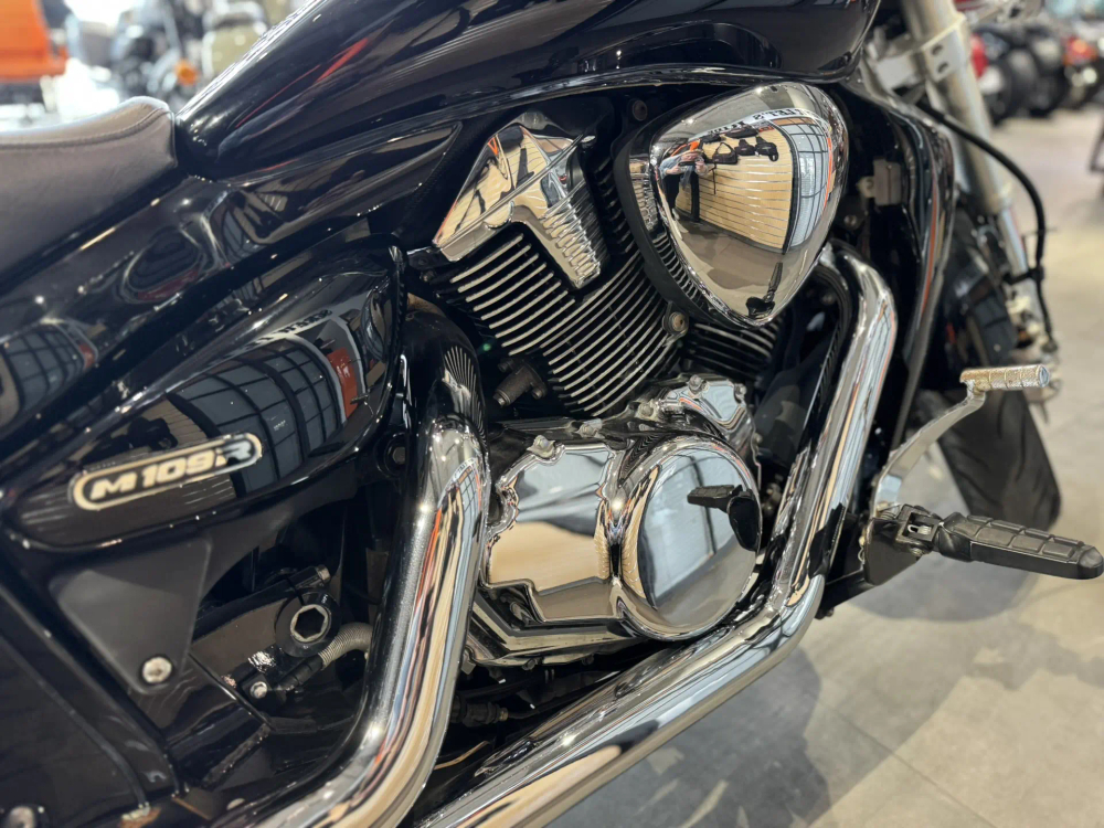 Suzuki Boulevard M109R