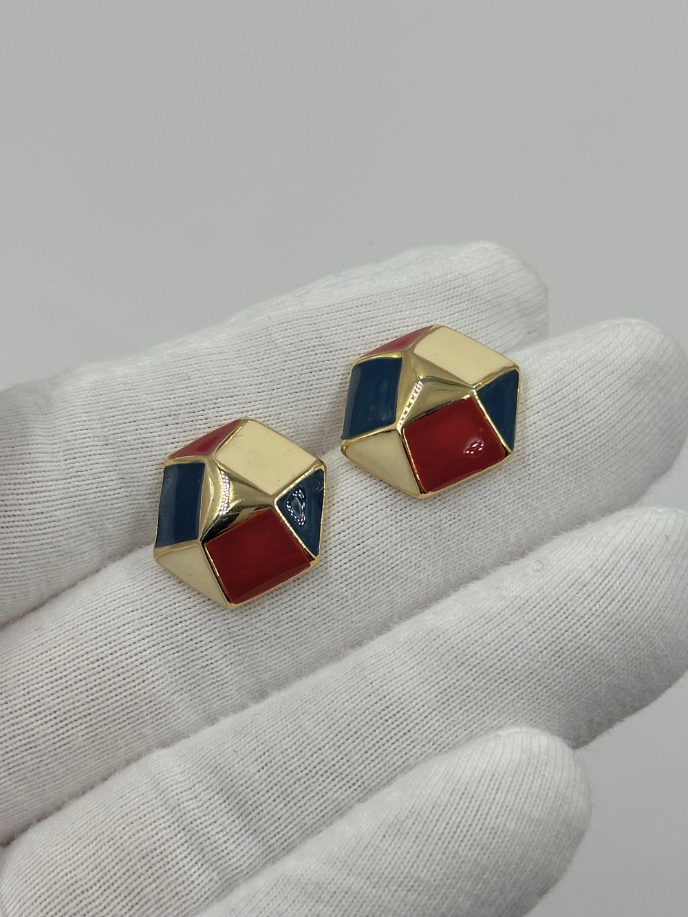 Серьги с разноцветной эмалью