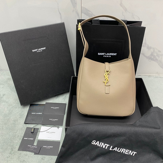 Saint Laurent Small Le 5 A 7 23 cm