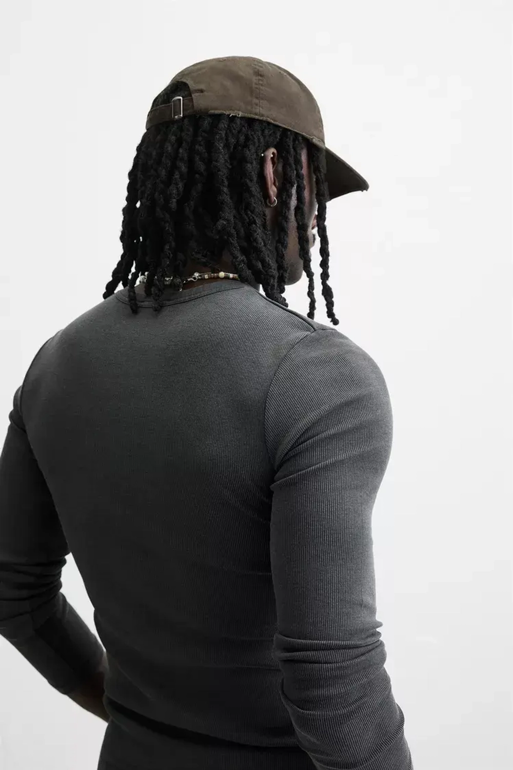 ZARA КЕПКА С ЭФФЕКТОМ ПОТЕРТОСТИ, ТЕМНЫЙ ХАКИ