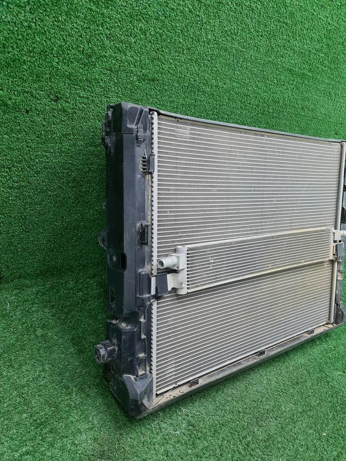 Кассета радиаторов BMW 3er G20 (2018-н.в.)