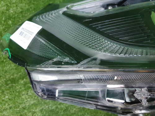 Битая Фара правая Honda Pilot 3 (2015-2018) LED