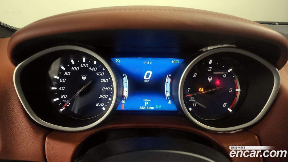 Maserati Ghibli 3.0 Дизель GrandSport (12.2020)