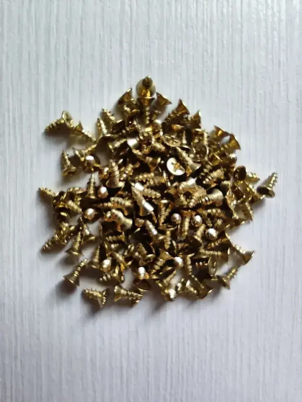 BUKENIJA Набор саморезов 2 x 6 мм 100 шт. 0.05 кг.