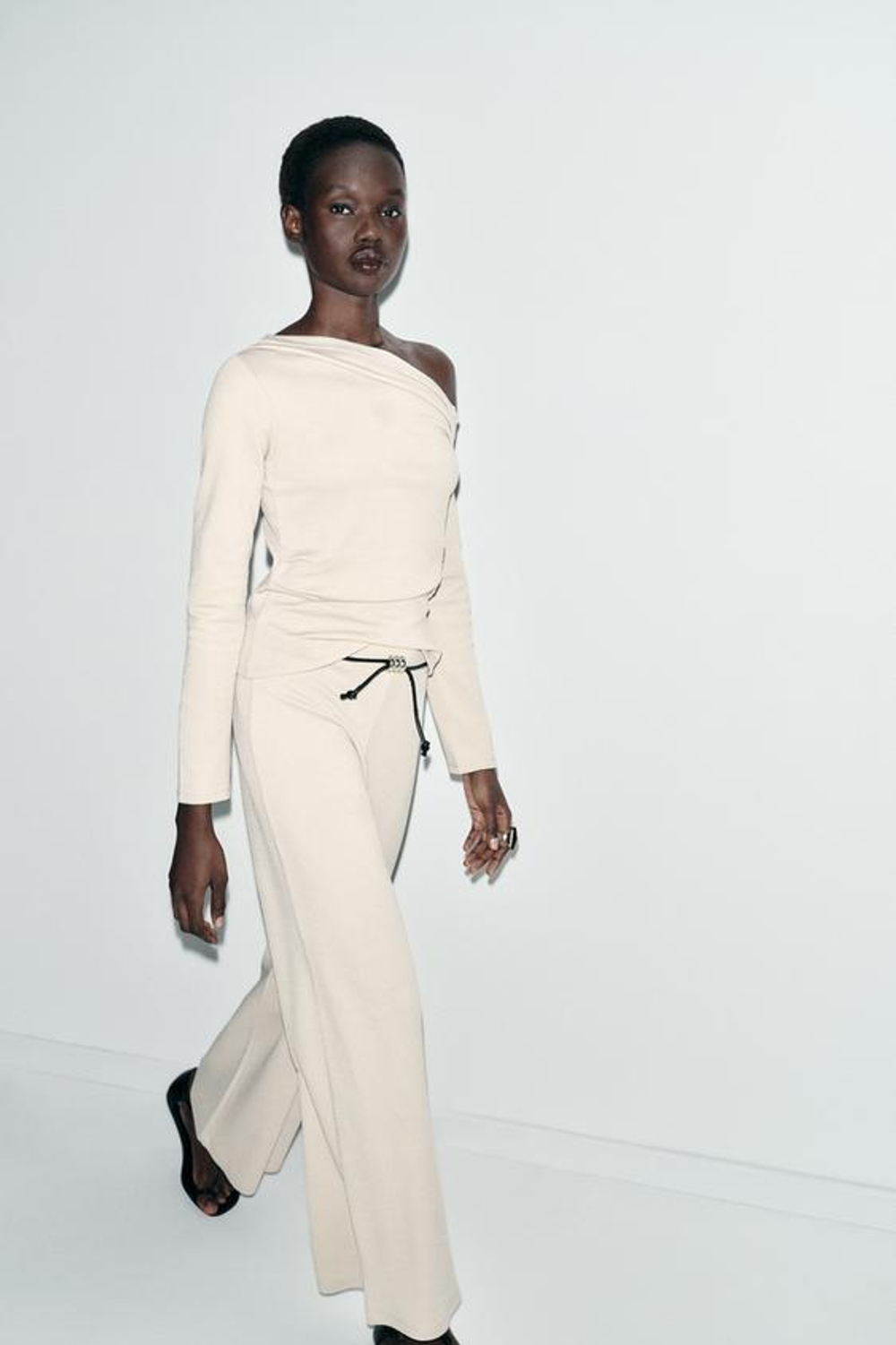 ZARA БРЮКИ-ПИКЕ С ПОЯСОМ, ЭКРЮ