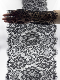 Кружево шантильи черное неэластичное ширина 26 см длина 1.4 м