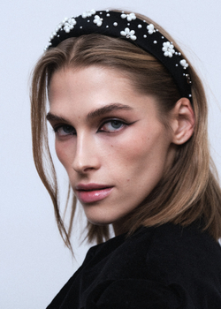 Ободок с жемчужным декором