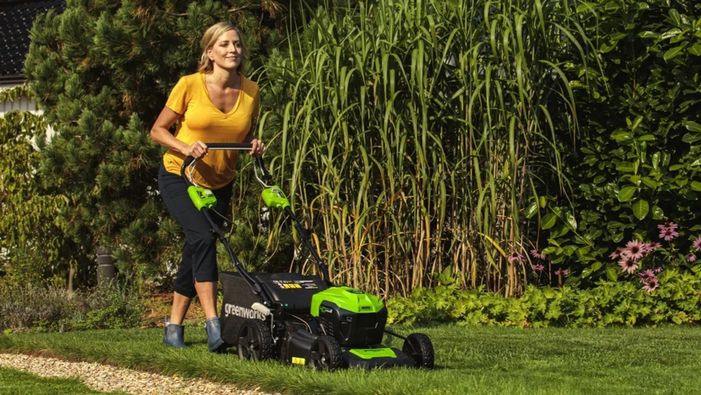 Газонокосилка Greenworks GD40LM46SPK4