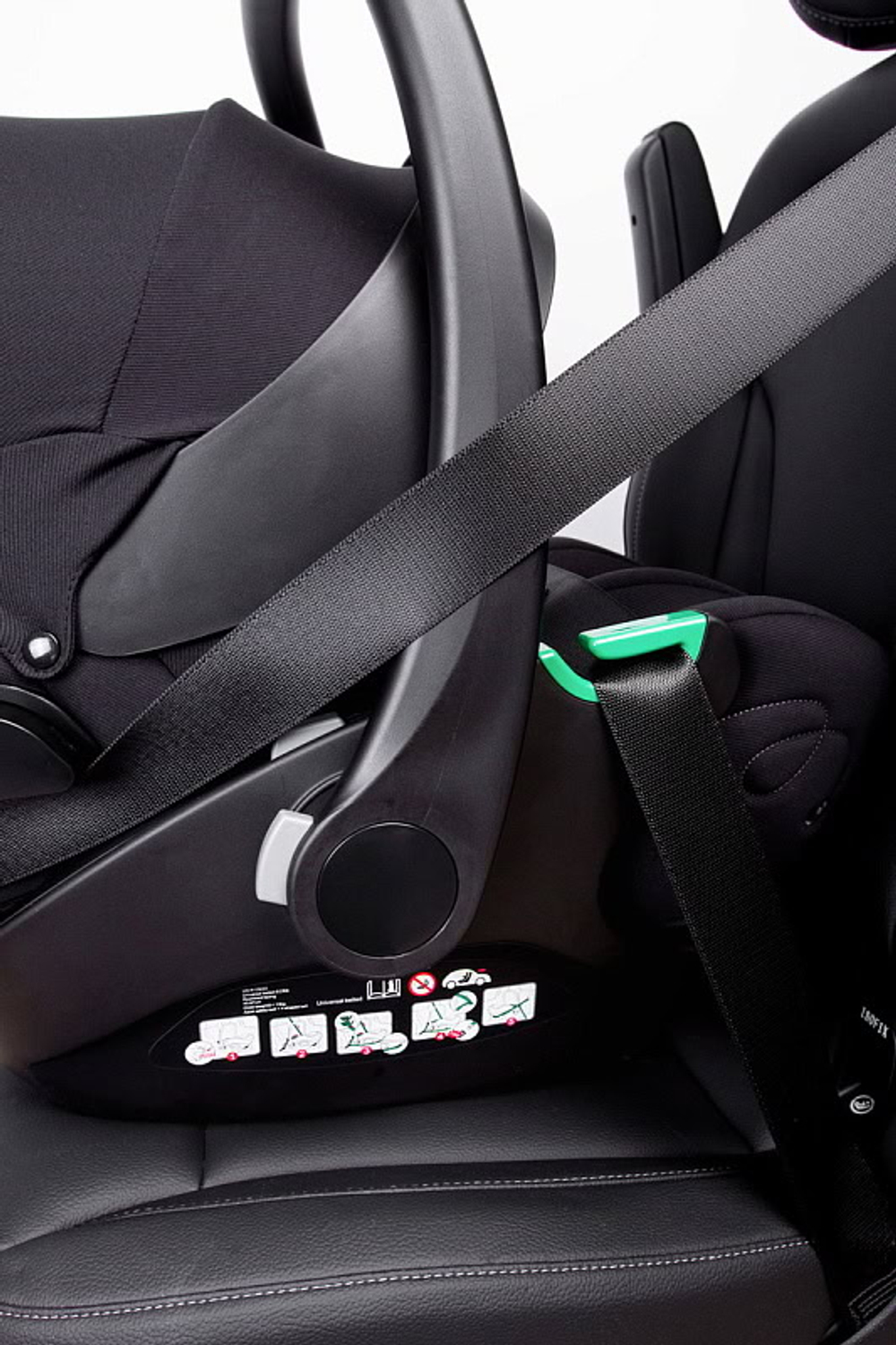 Детская коляска Peppy Monaco Thermo 3 в 1 с автокреслом Verona Black Green