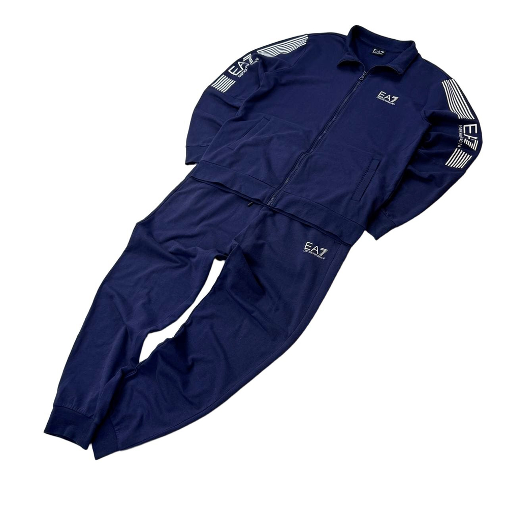 Костюм Emporio Armani