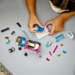 Конструктор LEGO City 60384 Фургон для шейков «Пингвин»