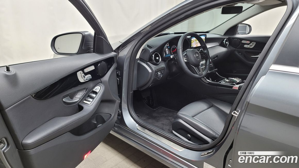 Mercedes-Benz C-Class W205 C200 (04.2020)