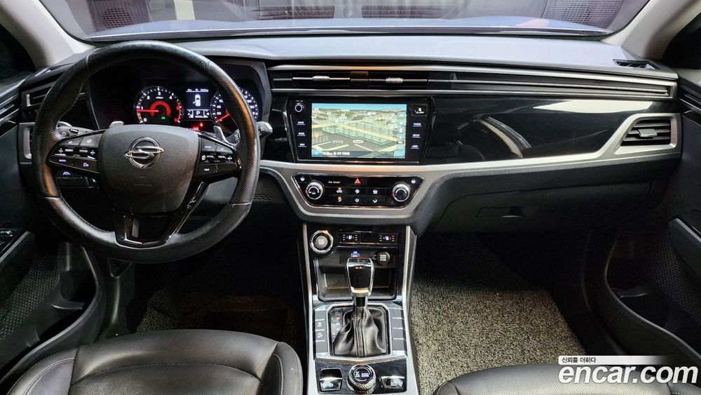 KG Mobility (Ssangyong) Beautiful Korando Дизель 1.6 4WD 딜라이트 Plus (08.2019)