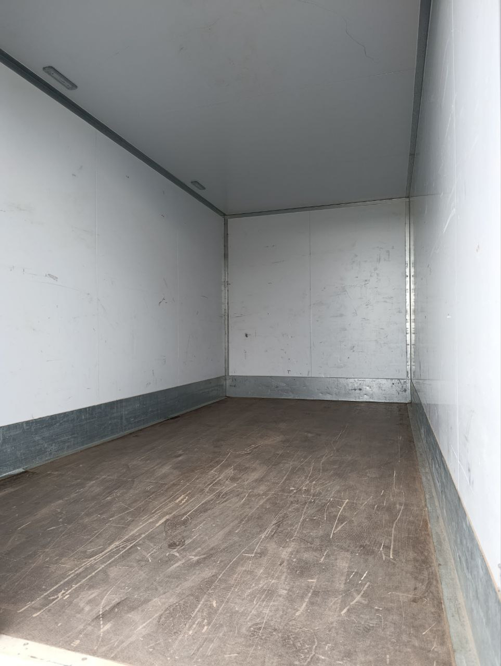 КамАЗ 43085 4x2 Изотермический/рефрижератор 57585A (Изотермический, дизельный, 2.2 л, 122 л.с. МТ)