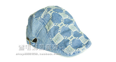 Кепка детская джинсовая с принтом