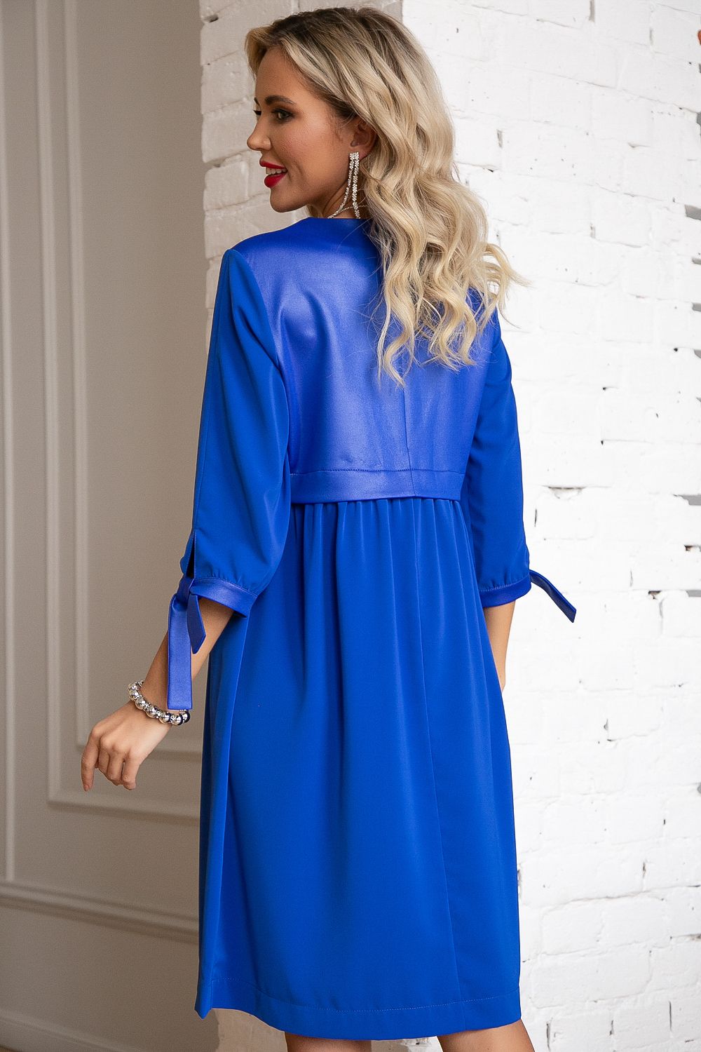 Платье "Супер красотка" (электрик) Elza (Акция)