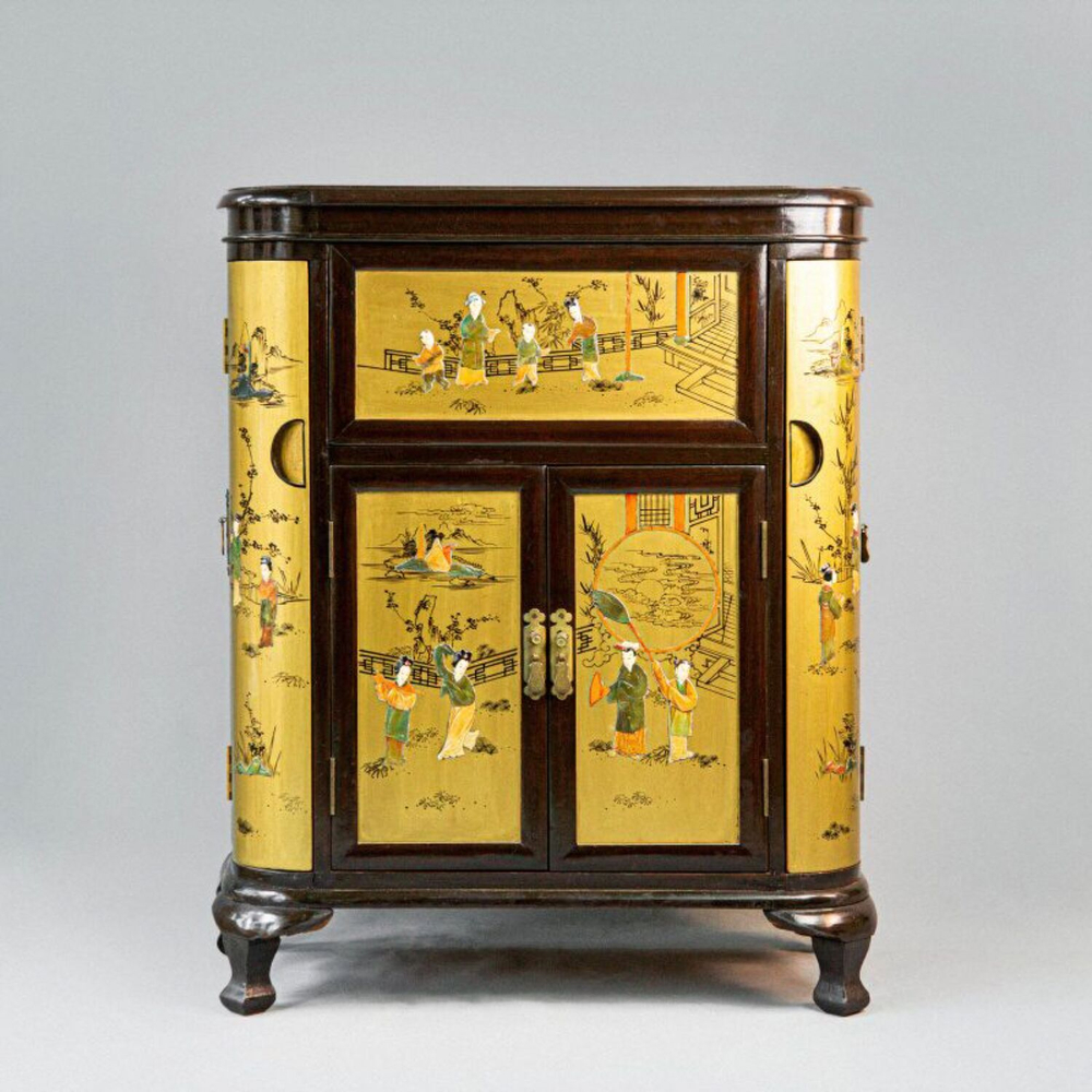 Бар в стиле шинуазри