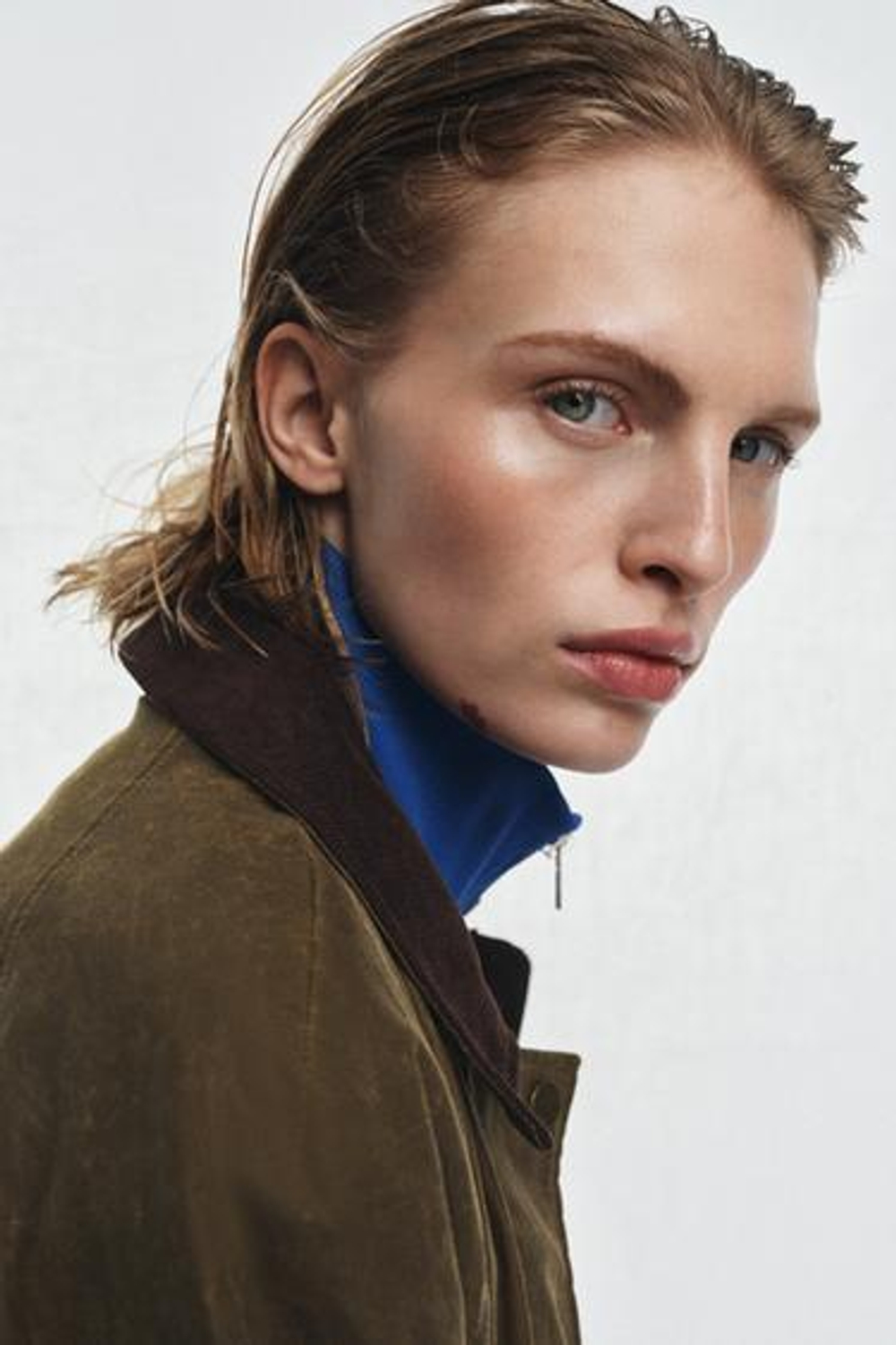 Бархатный пиджак с капюшоном и фитилем, похожий на свечу, ZW COLLECTION -ZARA