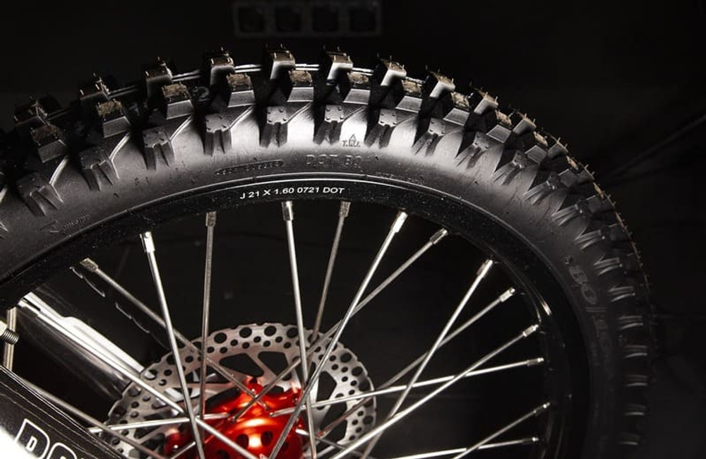 Мотоцикл кроссовый эндуро BSE M4 1.0