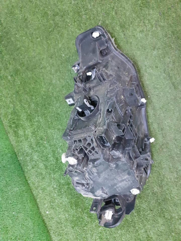 Фара левая BMW 3er F30 (2015-2020) LED