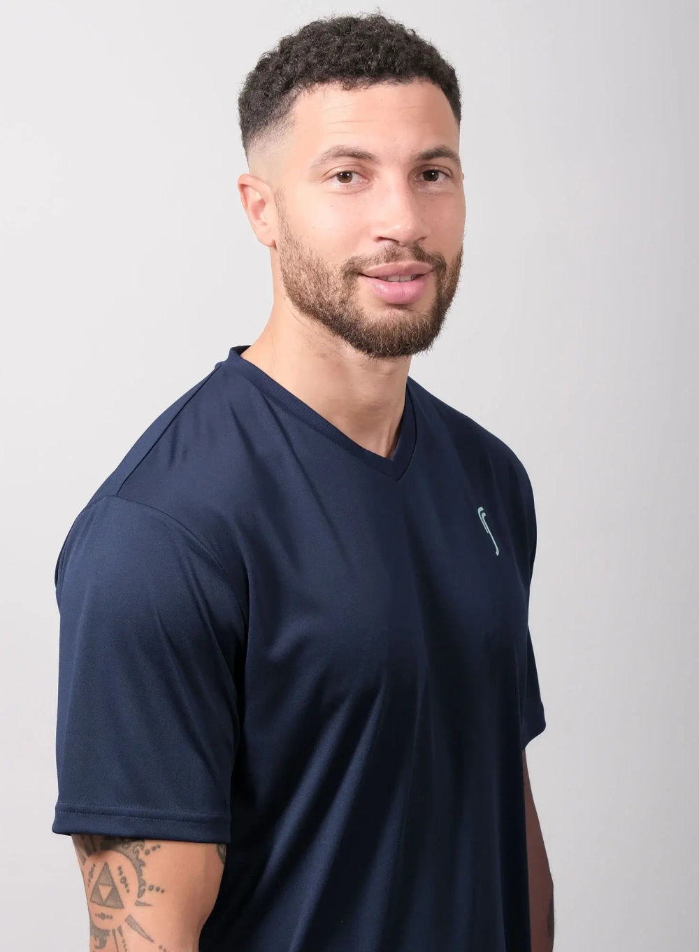 Мужская футболка RS Performance Tee V Neck (Navy/Ace Blue 251M014926/313)