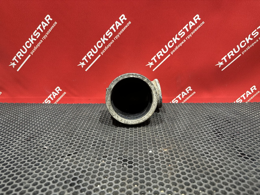 Патрубок интеркулера