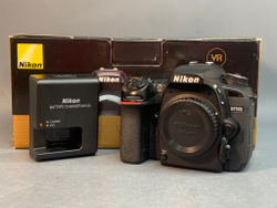 Nikon D7500 86.716 кадров